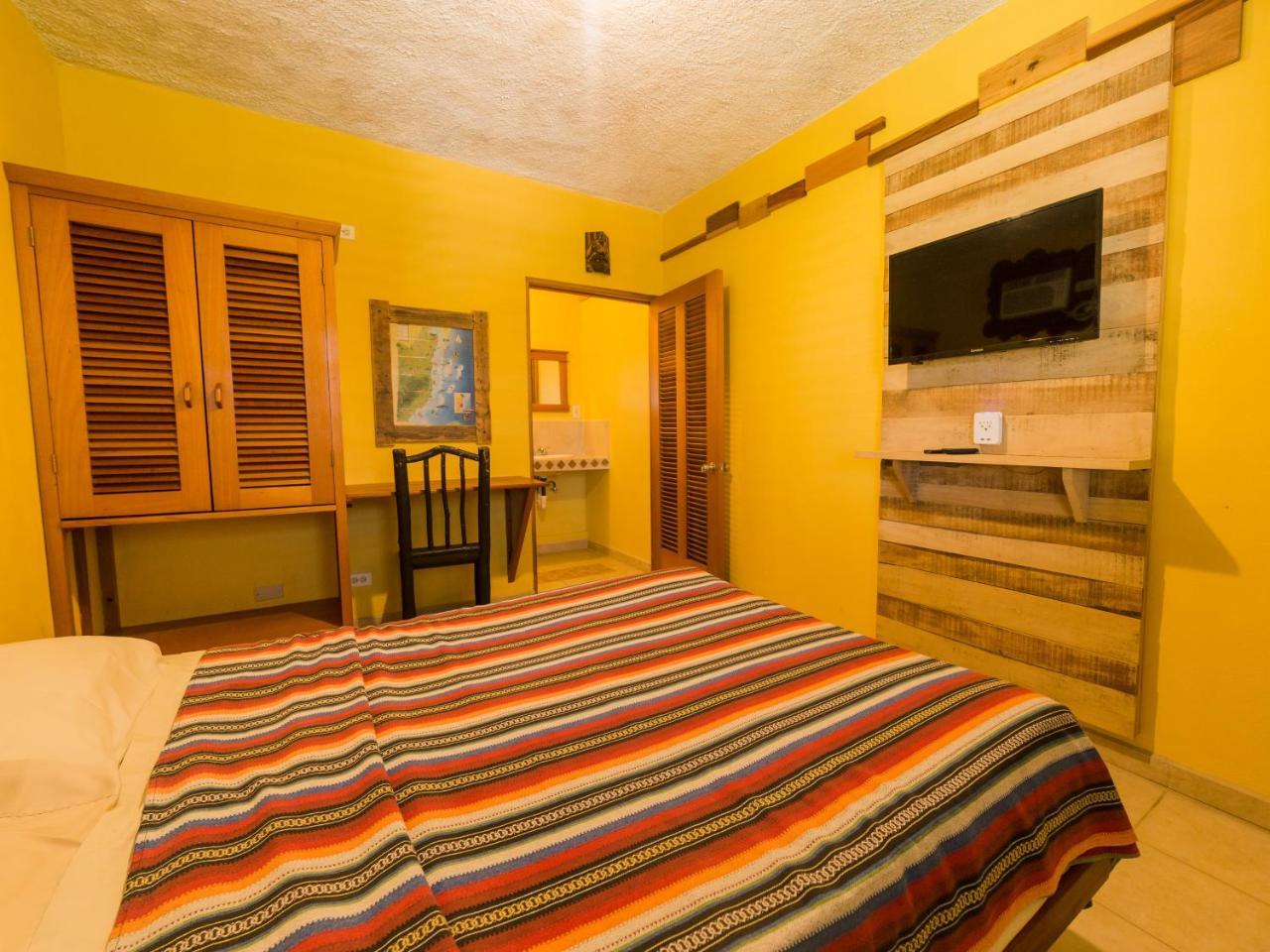 A Piece of Ground Hostel Punta Gorda Zewnętrze zdjęcie